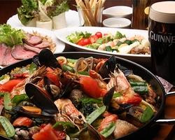 英国パブ クォーターズ