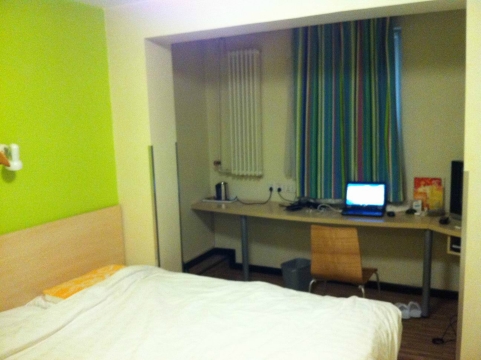 7天酒店（北京德胜门外大街马甸桥地铁站店）-客卧