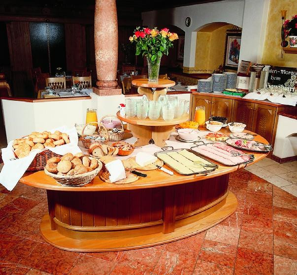 哥林素萨尔察赫酒店住宿-Hotel Hauslwirt