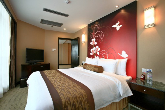 蓝海大饭店(青岛石老人海水浴场国际会展中心店)主图