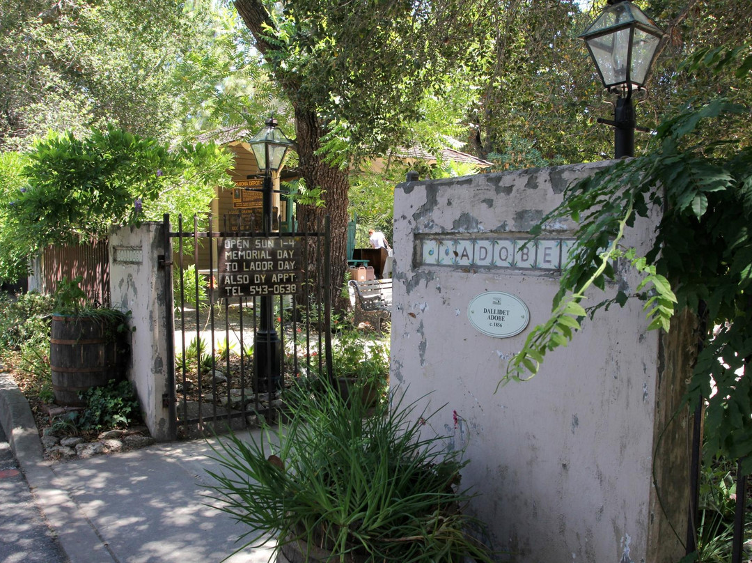 Dallidet Adobe and Gardens景点图片