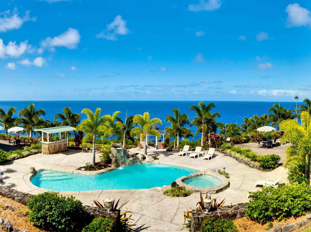 赖纳尼度假酒店主图