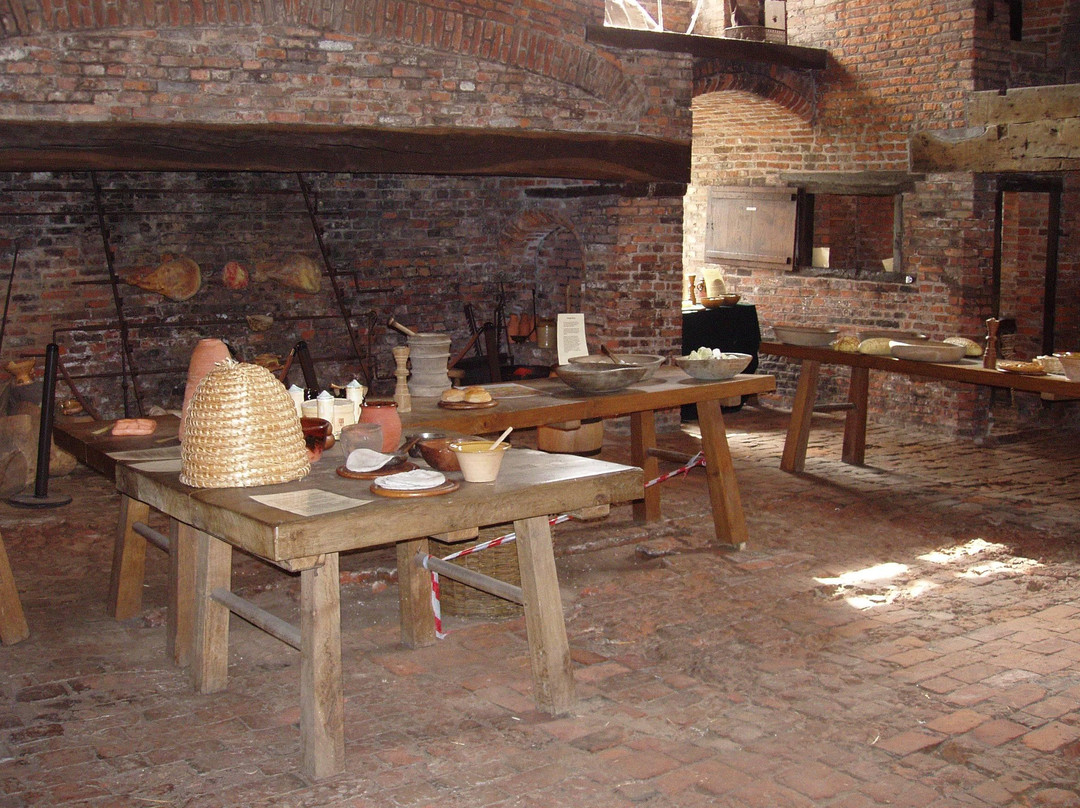 Gainsborough Old Hall景点图片