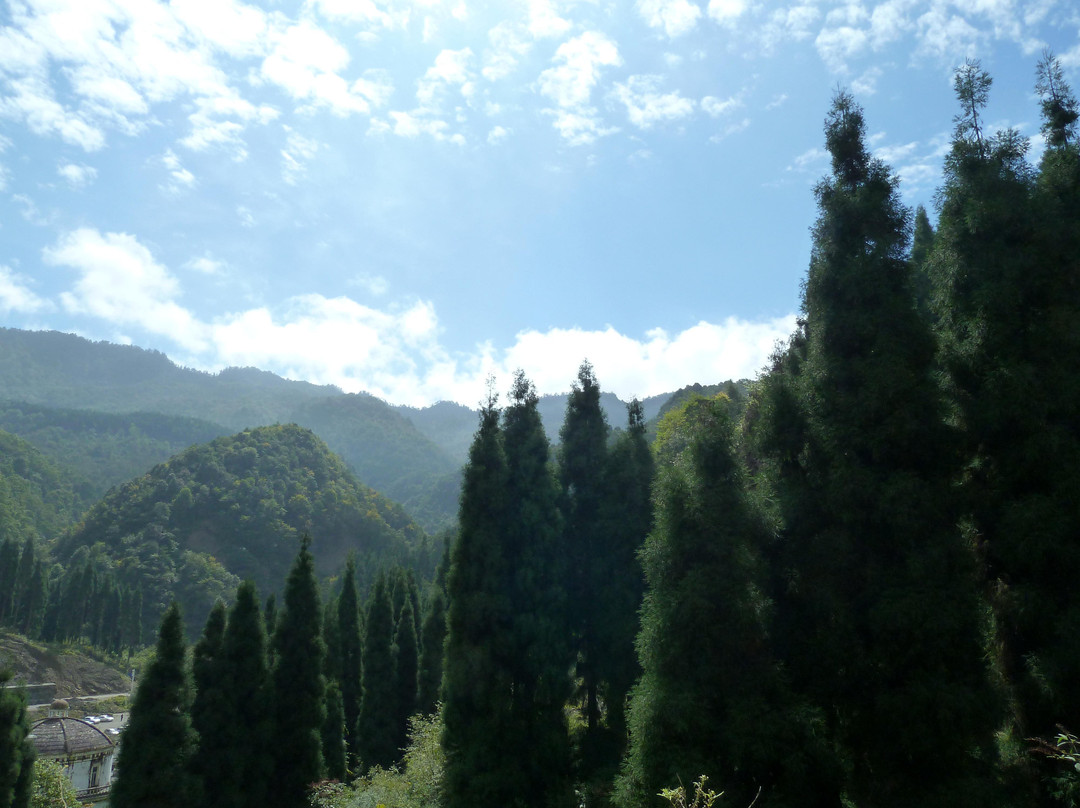 鸡冠山-崇州市必去景点