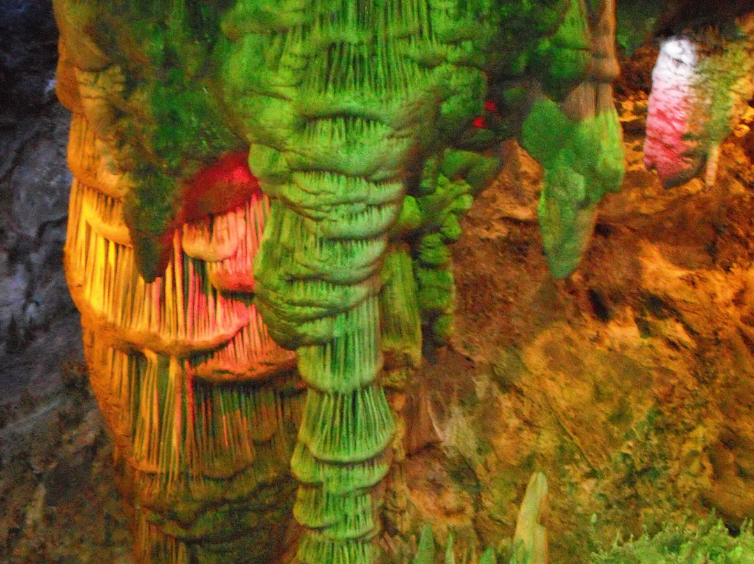 鸡冠洞-栾川县必去景点