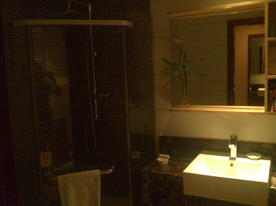 紫鑫大酒店主图