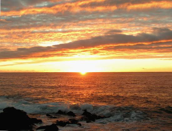 玛胡科纳海滨-卡慕也拉必去景点