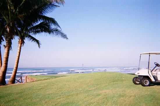 Tres Vidas Club de Golf景点图片