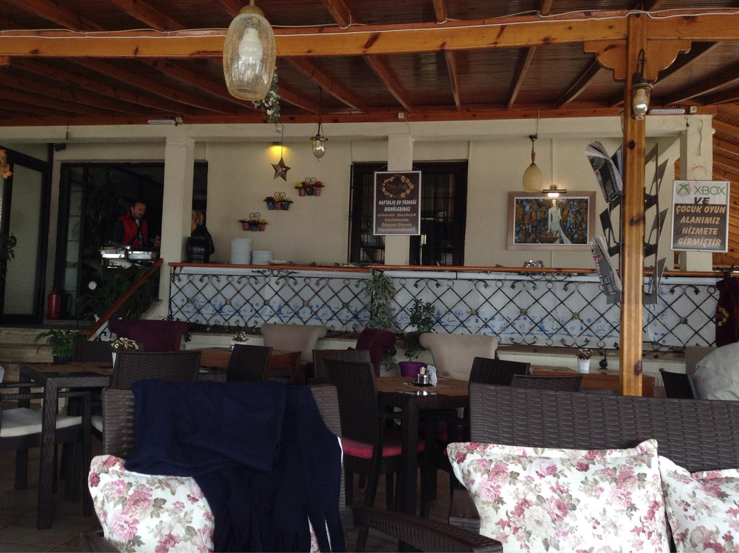 Murefte餐馆和美食-Eltis Cafe