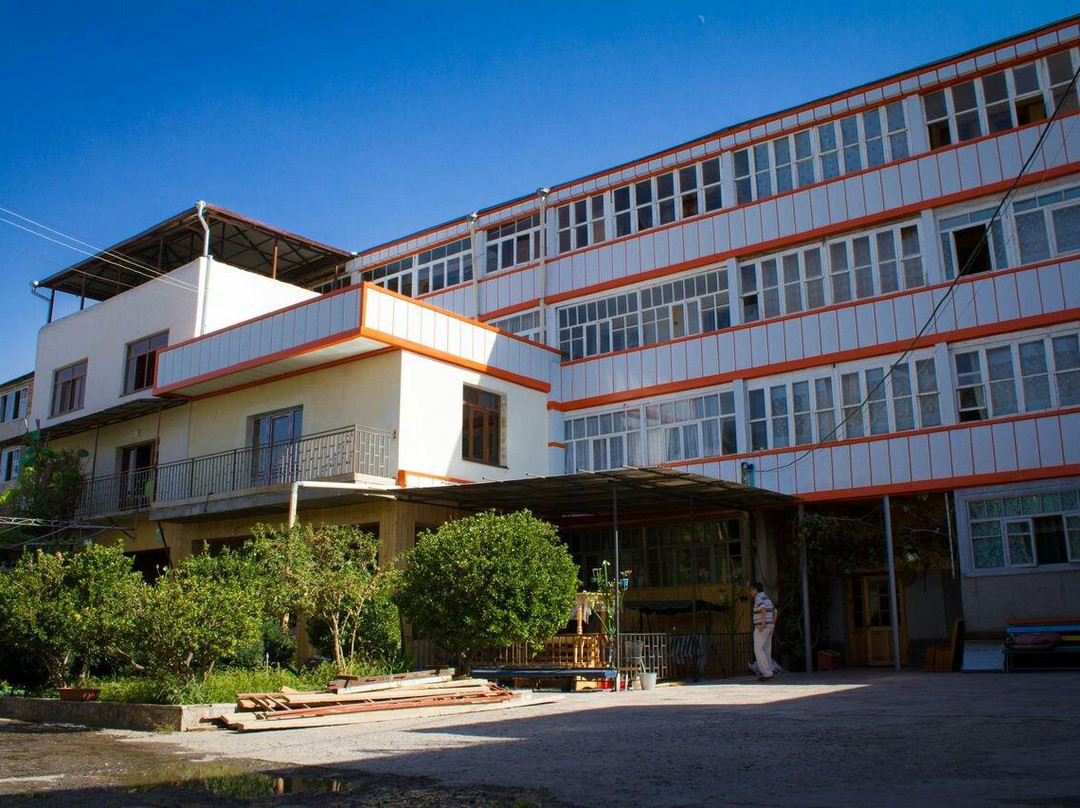 Hotel Khodzhi Nosir
