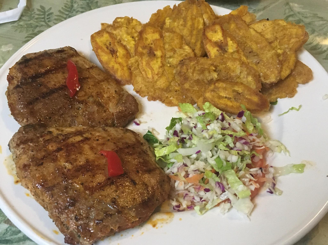 Corozal餐馆和美食-Restaurante La Guinea