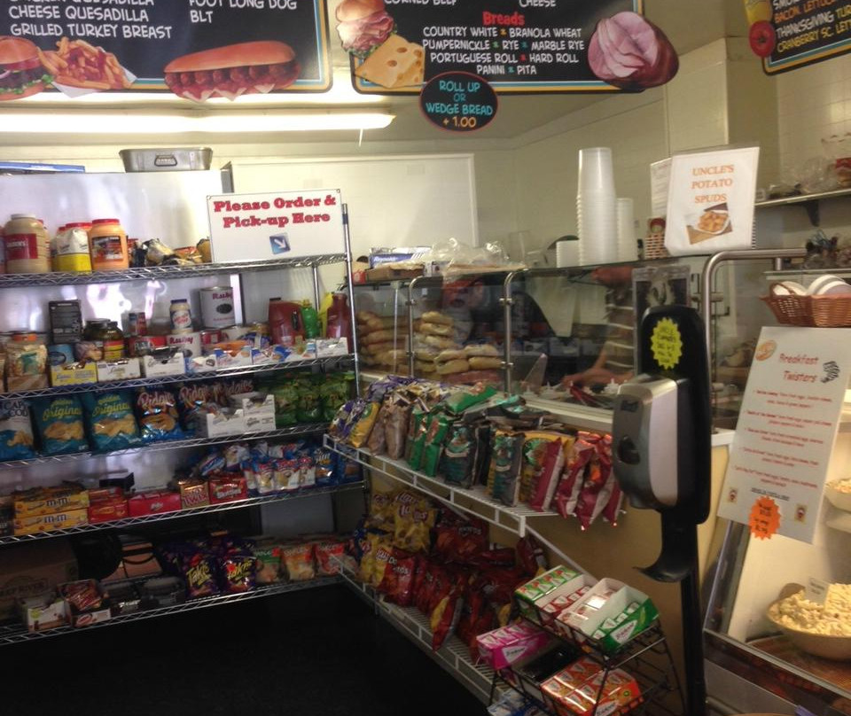 Uncle's Deli