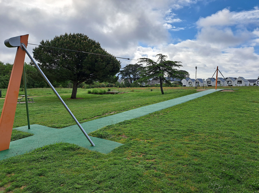 Parc Césarine-卡纳克必去景点