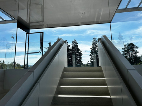 Apple Park Visitor Center-库柏蒂诺必去景点