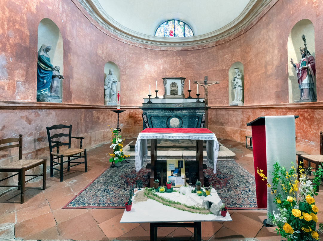 Eglise Saint-Hilaire en Pays Royannais景点图片