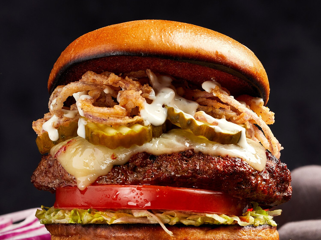 Firebirds Wood Fired Grill主图