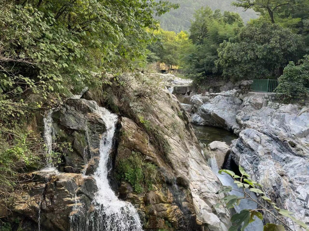高冠瀑布景区-户县必去景点