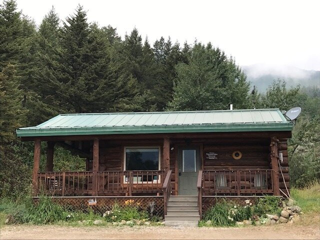 Two Bears Inn Bed & Breakfast主图