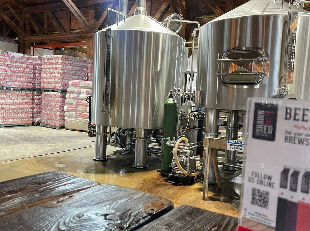 Shawn & Ed Brewing Co.-邓达斯必去景点