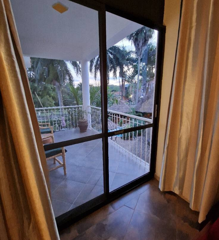 2Friends Beach Hotel主图