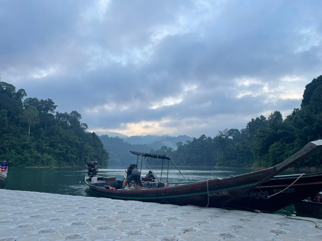 Ton Tuey Floating Raft Houses主图