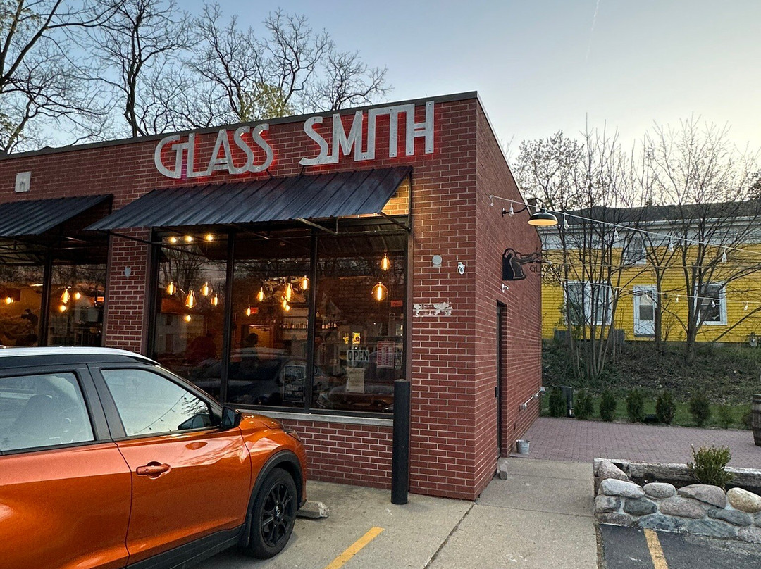 The Glass Smith-Richmond必去景点