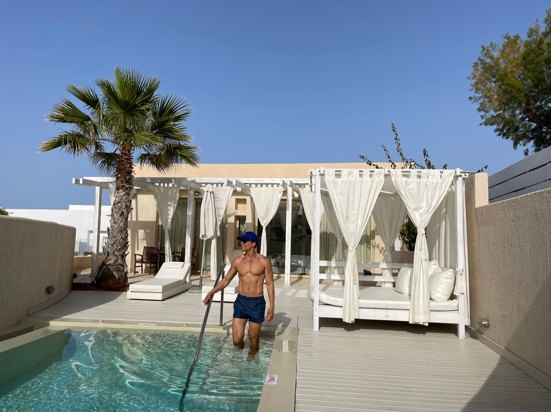 克诺索斯班阁楼海滩套房酒店主图