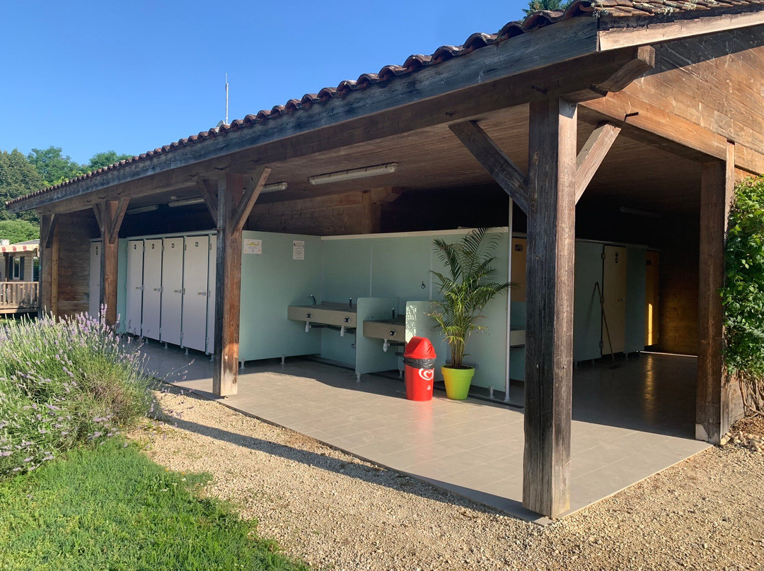 Flower Camping La Sagne