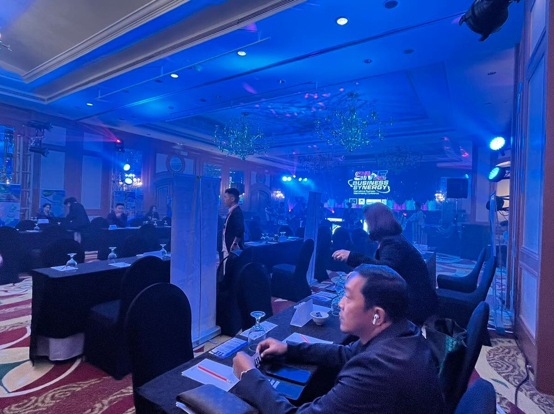 喜来得大酒店主图