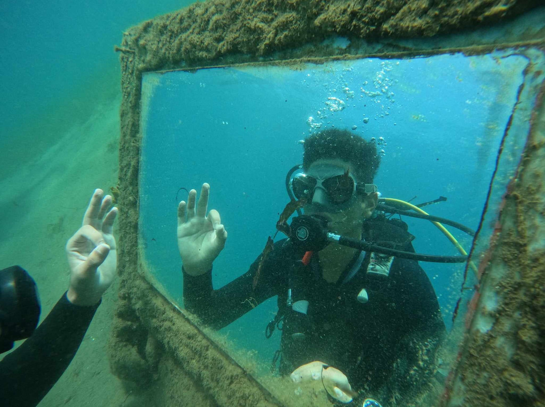 Zoumbosub Diving Center-沃洛斯必去景点