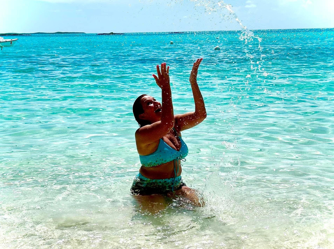 EMBRACE Resort主图