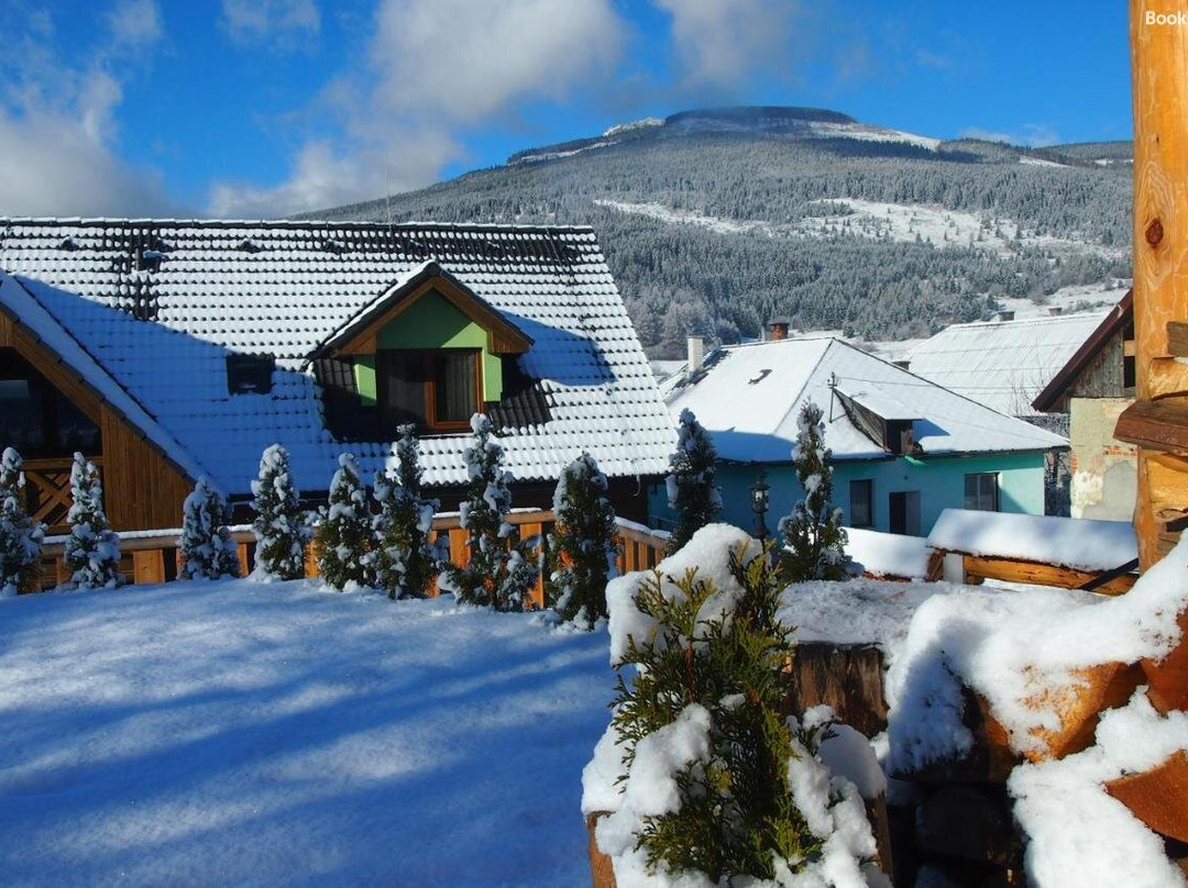 Horehronska Kuria主图