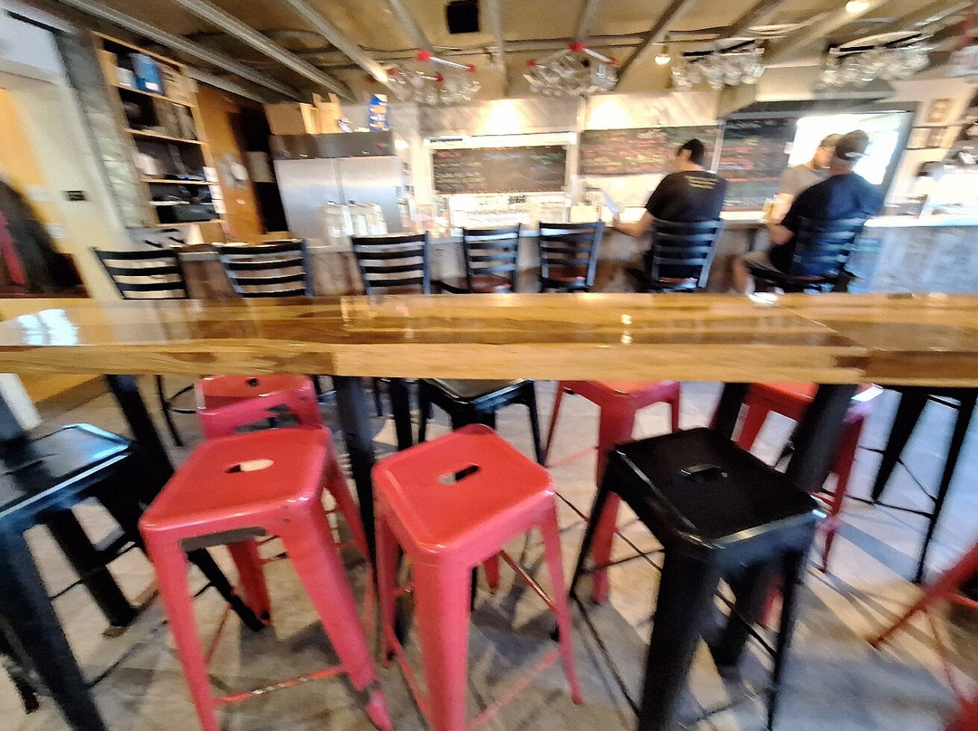 Double Bluff Brewing Company景点图片