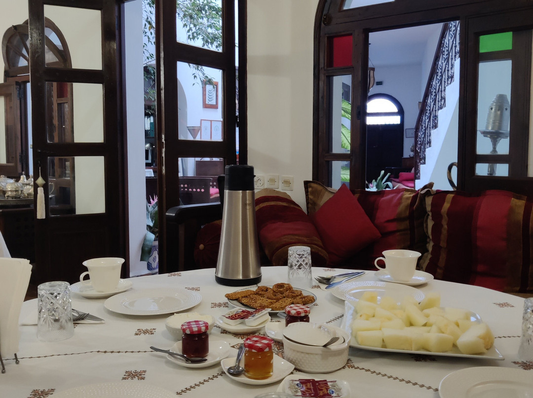 达尔马纳拉酒店主图