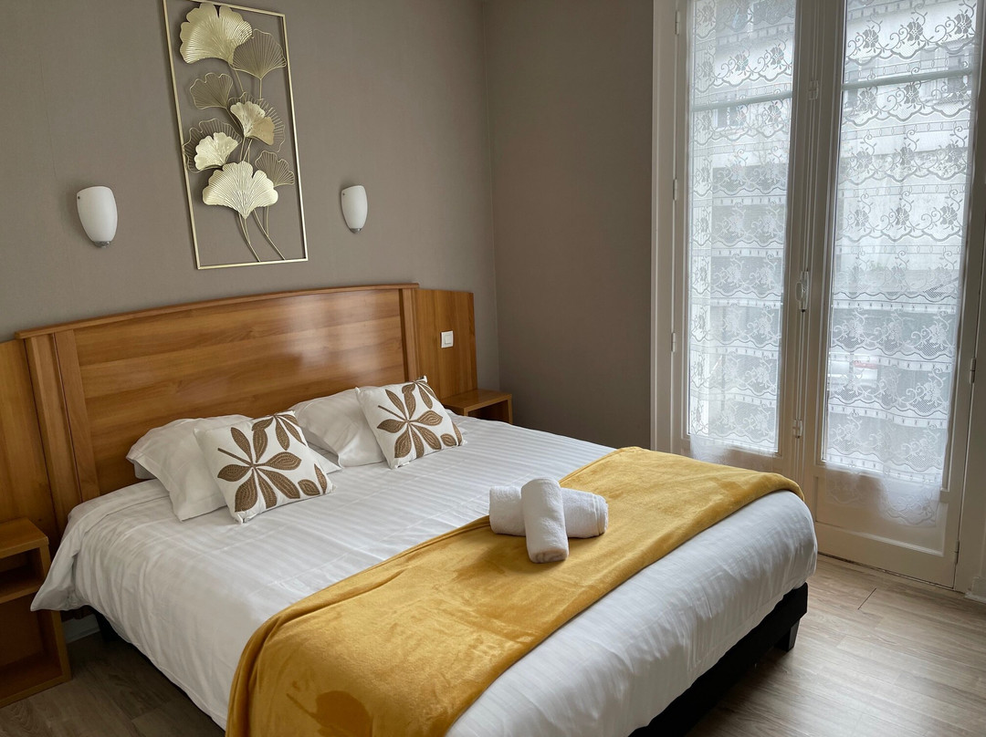 瑞莱斯地方之家酒店主图