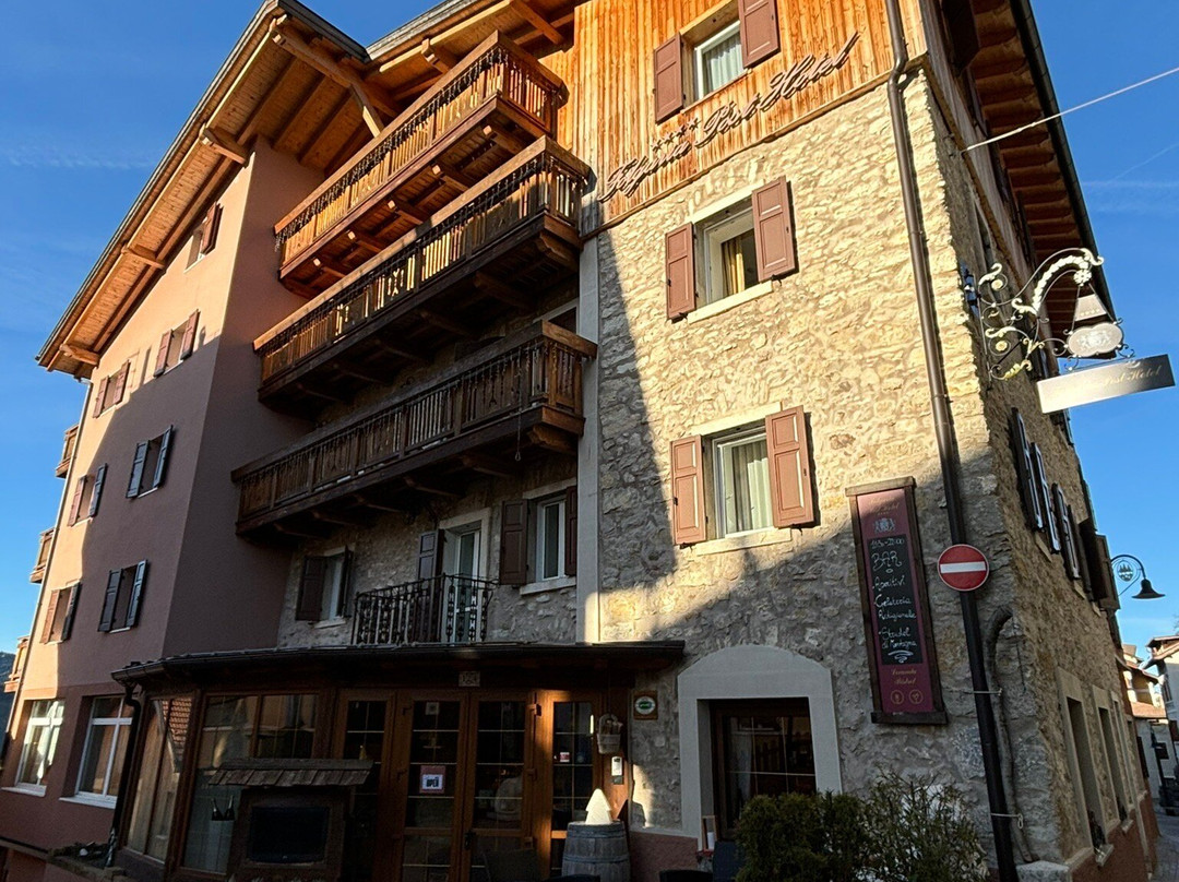 Folgaria Post Hotel主图