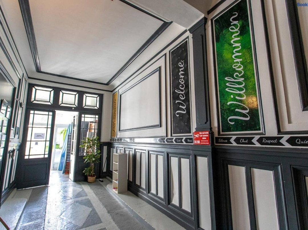 特兰齐尔中心公寓酒店