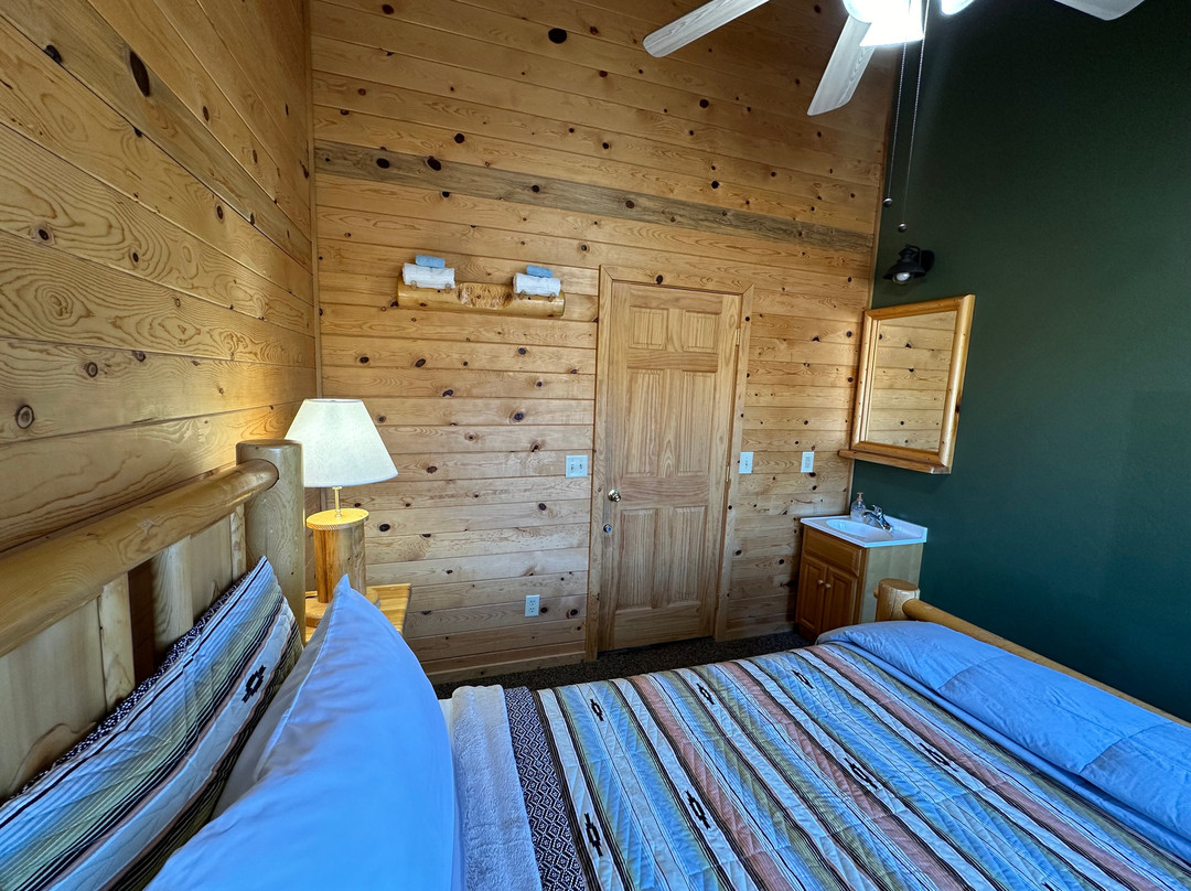皮尔山乡村旅馆和小屋主图