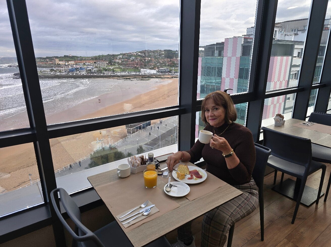 阿斯图里亚斯王子酒店主图