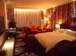 获嘉县酒店住宿-光彩商务酒店