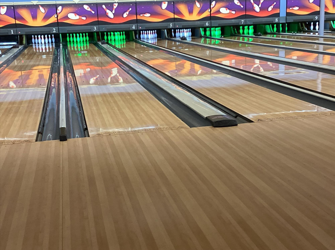 Crestwood Bowl-Crestwood必去景点