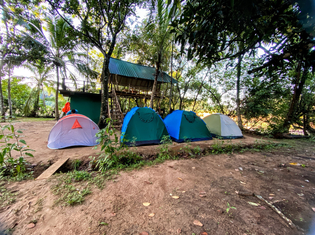 Lakeview Hideout