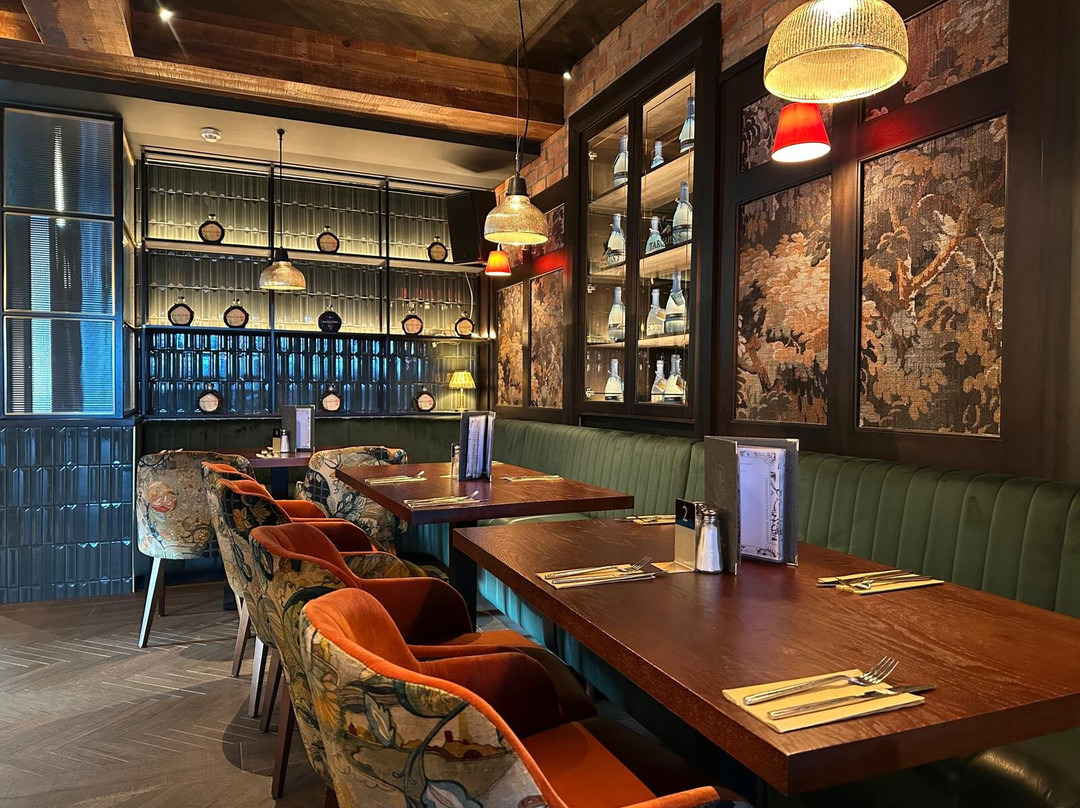 The Whitecliff Inn & The Marine Bar景点图片