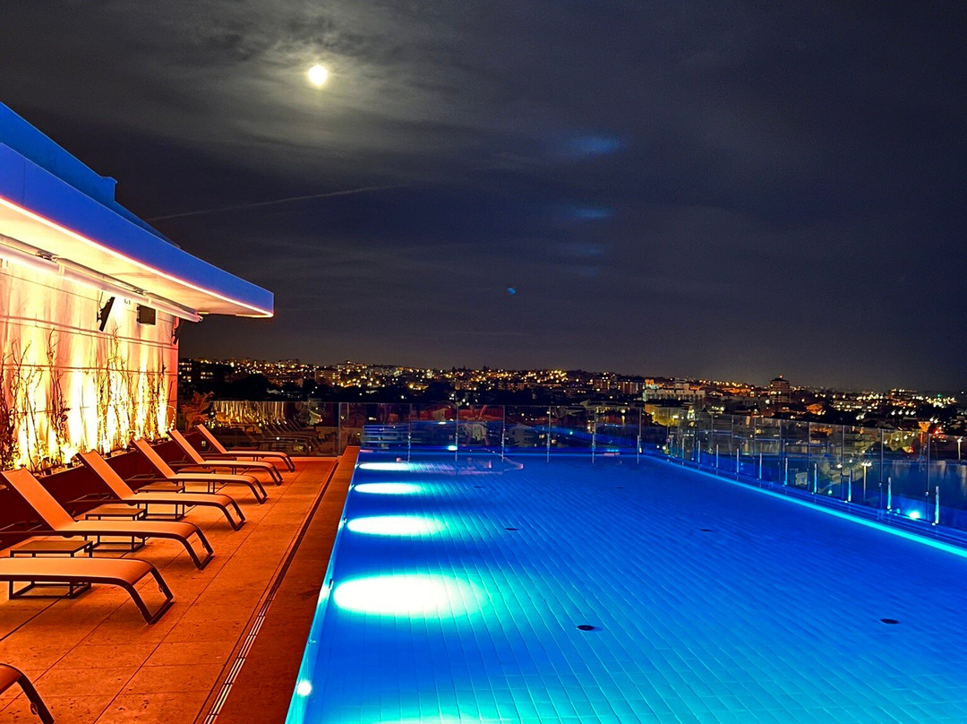 萨纳伊斯图里酒店主图