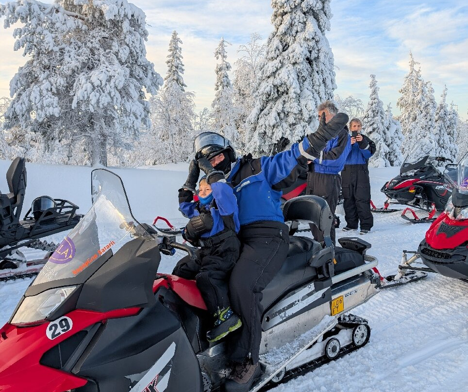 Arctic Circle Safaris