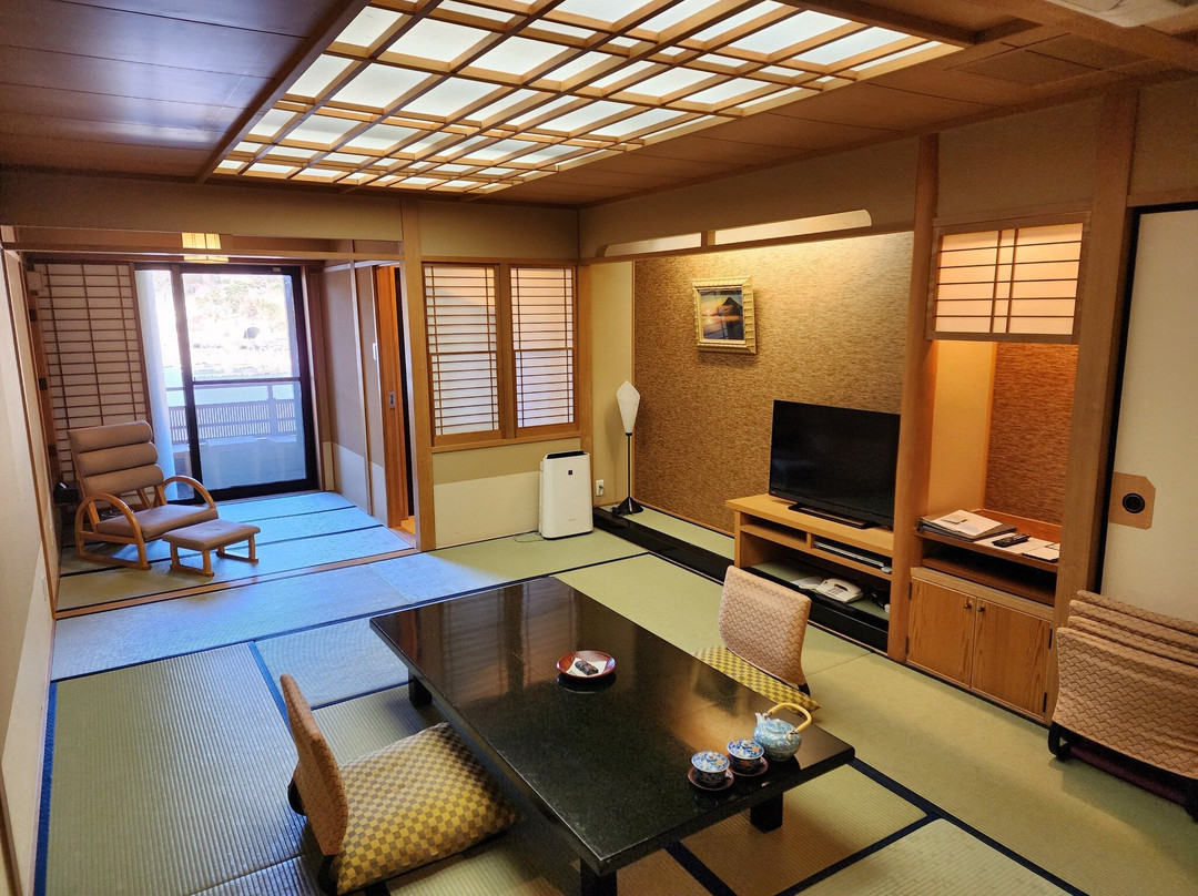 花水庭酒店主图