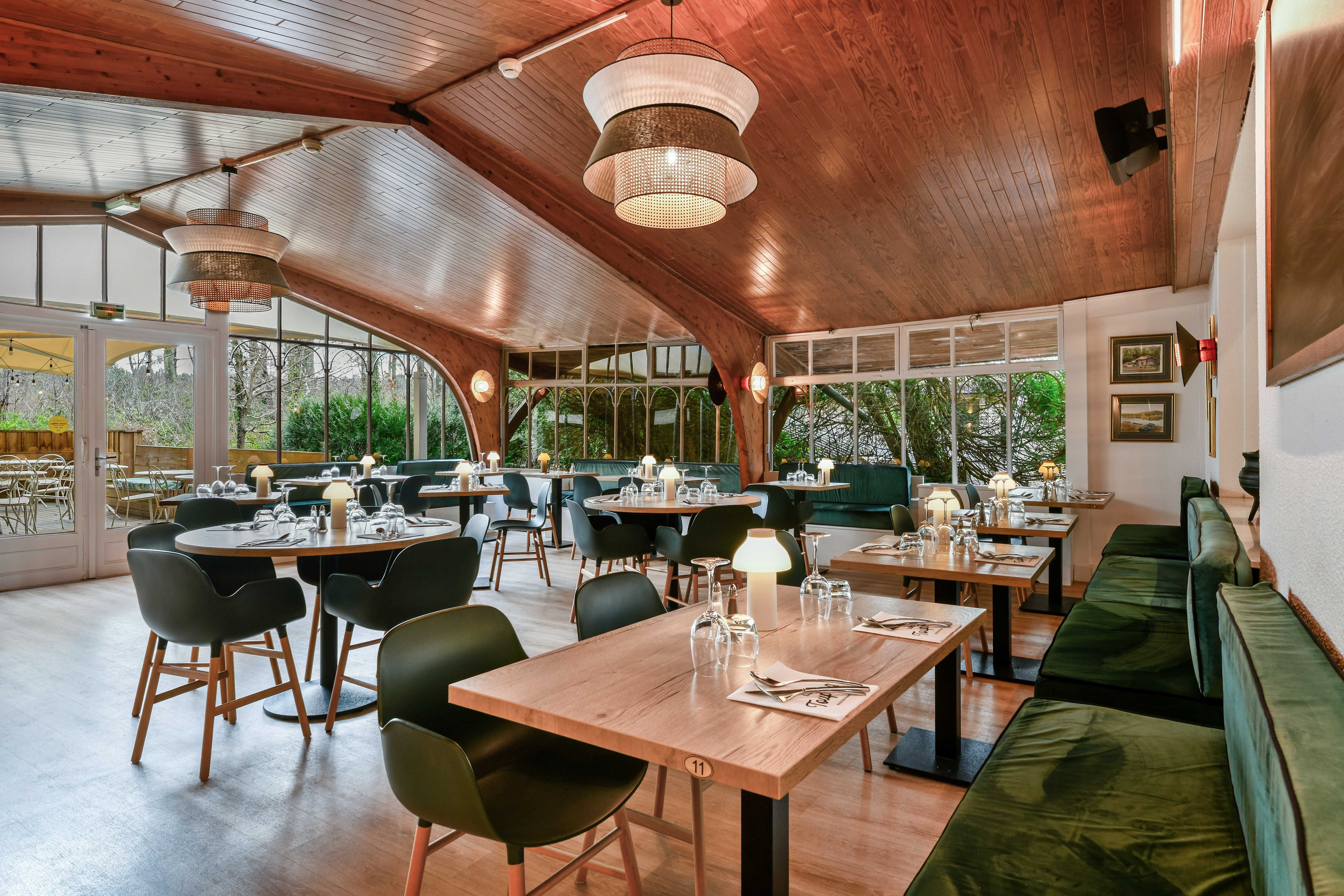 Les Thermes Saubusse-餐饮