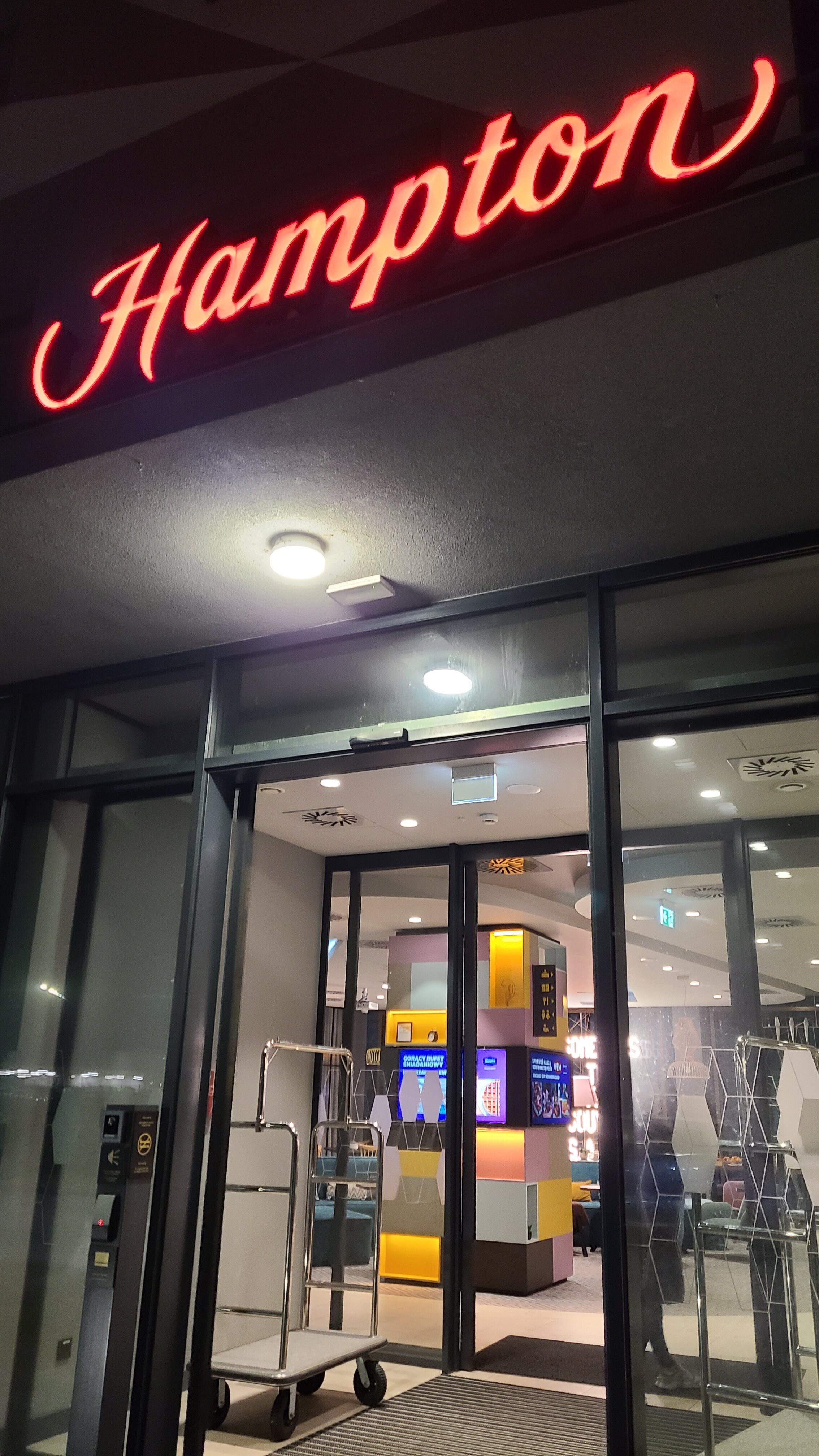 Hampton By Hilton Krakow Airport-浴室