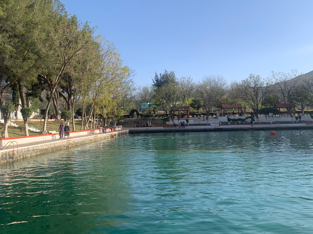 Estanque La Luz-Parras de la Fuente必去景点