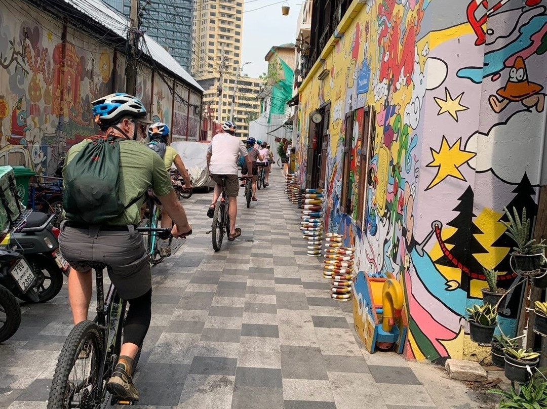 Smiling Albino-曼谷必去景点